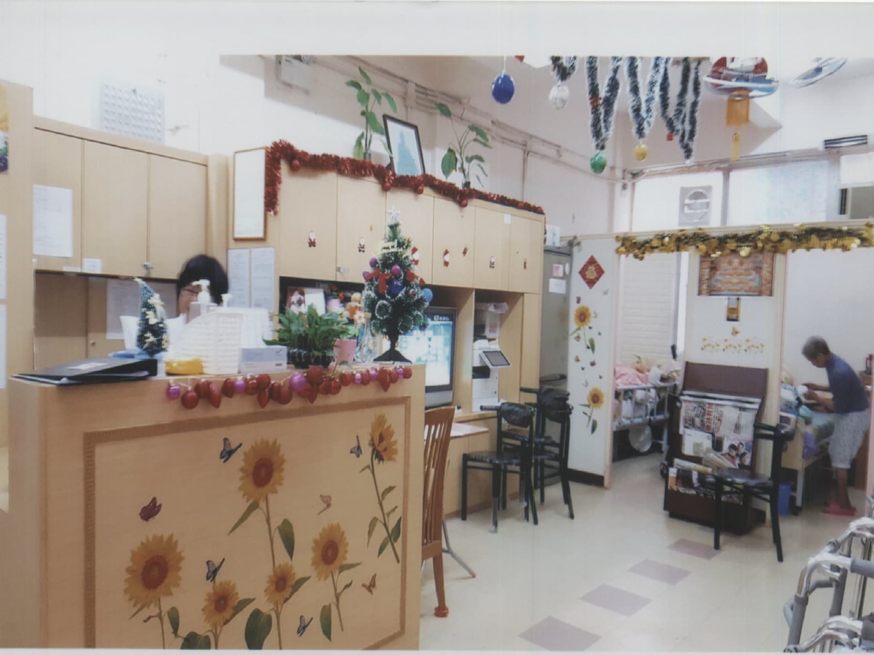 ElderlyPage exact listing 40 - 頤康護老院有限公司_飯廳.jpg